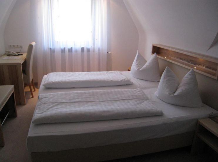 Hotel Barbarina Tuebingen Phòng bức ảnh